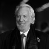 Preminuo je legendarni glumac Donald Sutherland