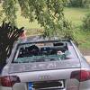 Velika šteta u Doboju i Gračanici: Nevrijeme praćeno ledom veličine oraha na kraju toplotnog talasa