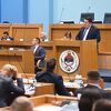 Kako vlasti u RS-u ponovo kontriraju Ustavu BiH: Na "mala vrata" vraćaju neustavni grb i himnu Srbije