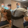 Muškarac želio biti podrška supruzi tokom porođaja pa pao u nesvijest: Ovo se baš često događa