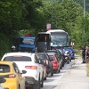 Frontalni sudar autobusa i automobila na Vracama, jedna osoba povrijeđena, ogromne gužve