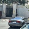 Muškarac iz samostrijela u vrat pogodio pripadnika Žandarmerije kod ambasade Izraela u Beogradu