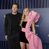 Margot Robbie će uskoro postati majka, u kratkom topu ponosno pokazala stomak