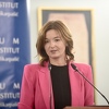 Tanja Fajon: Negiranje genocida i veličanje ratnih zločinaca komplikuje proces pomirenja u BiH
