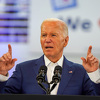 Biden jednostavno ne želi odustati, sa velikog skupa u Detroitu poručio: "Ostajem i pobijedit ću"