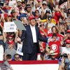 Slavne osobe pružaju podršku Trumpu: Čuvao nas je od ratova, trebamo ga