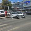 Sarajevo: Sudar dva automobila na tramvajskim šinama kod SCC-a