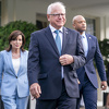 CNN tvrdi: Kamala Harris izabrala Tima Walza za potpredsjedničkog kandidata