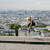 Grad svjetlosti iz nove perspektive: Leticia Bufoni u vožnji skateboardom ulicama Pariza