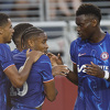 Chelsea kupuje sve što stigne, dovođenjem napadača je u svlačionicu nakrcao 45 igrača