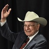 Kako je Warren Buffett uspio zaraditi gomilu novca ili šta zna o ekonomiji što ostali ne znaju