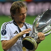 Niko kao Luka! Čudesni Modrić postao najtrofejniji igrač Reala u historiji