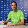 Asmir Begović potpisao za Everton