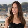 Angelina Jolie iznenadila fanove posljednjim fotkama: Ko joj je ovo uradio, treba dobiti otkaz