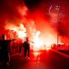 Ultrasi bakljadom i vatrometom ispratili igrače Zrinjskog na derbi s Veležom