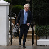 Boris Johnson otkrio da je Velika Britanija željela da vojska oduzme vakcine za Covid-19 iz Nizozemske