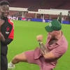 McGregor sparingovao s bespomoćnim Sakom, zvijezda Arsenala jedva čekala da sve završi