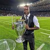 Balotelli pred potpisom za novi klub, dobio je poziv legendarnog napadača