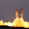 SpaceX ispisao historiju: Lansirana najmoćnija letjelica, "set metalnih ruku" dočekao nazad njenu raketu
