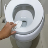 Kako očistiti uporne mrlje s daske WC školjke: Pomoći će vam jedan predmet