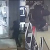 Pogledajte snimak pljačke radnje u Sarajevu: Lopov razbio staklo i ukrao vrijednu opremu
