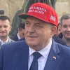 Dodik krenuo s performansom nakon pobjede Trumpa: Nabavio je zanimljiv kačket, a organizuje i koktel
