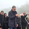 Vučić fotografijama sa sahrane žrtava iz Novog Sada izazvao bijes javnosti u Srbiji
