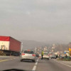 Saobraćajna nesreća na putu Sarajevo - Hadžići: Vozilo udarilo pješaka, saobraćaj otežan