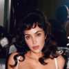 Novu kampanju Kim Kardashian hvale zbog "briljantnog marketinga": Pozirala u prozirnom donjem vešu