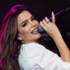 Severina pozirala u crvenoj šljokičastoj kombinaciji: Istakla bujni dekolte i prikupila brojne komplimente