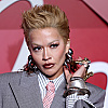 Rita Ora skoro neprepoznatljiva nakon šišanja: Vraća li se omražena frizura na velika vrata?