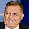 Dodik poziva sveštenika, hodžu i fratra da "istjeraju zle duhove" iz parlamenta nakon sjednice PIC-a