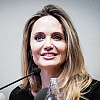 Da li će biti snimljen biografski film o Angelini Jolie: Glumica otkrila ima li interes za to