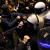 Haos u Beogradu nastavljen: Studenti izviždali Vučićev govor, među njih uletjela policija