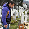 Krste Velkoski stigao na odmor u Sarajevo i posjetio mezar Dženana Uščuplića