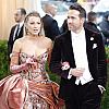 Ryan Reynolds glumi skromnost: Tvrdi da su on i Blake Lively iz radničke klase