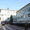 Preminuo pacijent koji je pao s drugog sprata zgrade Kantonalne bolnice u Zenici