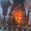 Širom Sirije došlo do protesta nakon što je zapaljena božićna jelka u blizini Hame