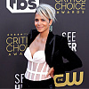 Halle Berry pozirala u kupaćem kostimu: Ne mogu da odlučim da li želim biti nestašna ili dobra