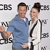Sutton Foster i Hugh Jackman potvrdili glasine o vezi: Par šetao držeći se za ruke