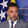 Košarac odgovorio Konakoviću o "pretumbavanju" kadrova SNSD-a u MVP-u, poručio mu kako je zmaj od papira