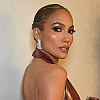 Jennifer Lopez u dva izdanja koja ne trpe višak kilograma: Prozirna suknja niskog struka i dekoltirana haljina