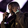 Kontroverzni Kanye West reklamira majicu sa svastikom: "Moj najveći umjetnički performans dosad"