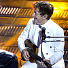 Goran Bregović i njegov orkestar rasplesali publiku na Sanremu, nastupio s italijanskim pjevačem