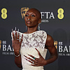 Cynthia Erivo privukla pažnju neobičnom haljinom na crvenom tepihu BAFTA-e
