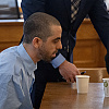Hadi Matar proglašen krivim za napad na pisca Salmana Rushdieja, prijeti mu 25 godina zatvora