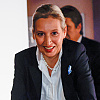 Ko je Alice Weidel: Liderica AfD-a definitivno ne odgovara stereotipu vođe ekstremne desnice