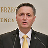 Bećirović za petak sazvao sastanak: Pozvani Schmidt, ambasadori, komandanti EUFOR-a i NATO štaba
