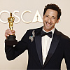 Adrien Brody je jedini glumac s dvije nominacije i dvije pobjede na Oscarima