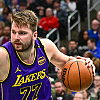 Dončić postigao rekordan broj poena za Lakerse, Curry ušao u historiju prema broju trojki